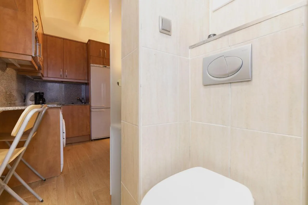 Aparteasy - Central Barcelona Studio Apartment Spagna