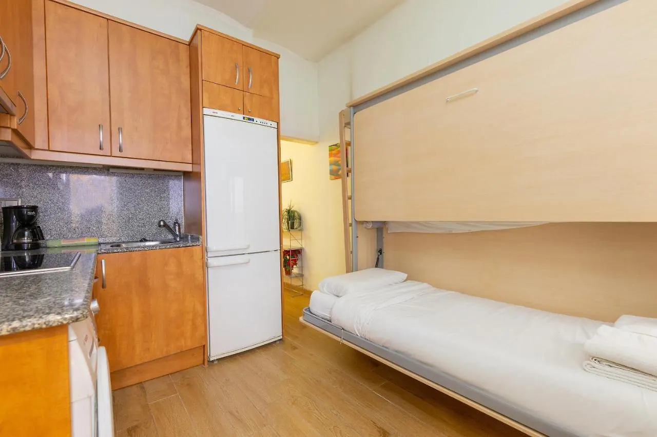 Aparteasy - Central Barcelona Studio Apartment Spagna