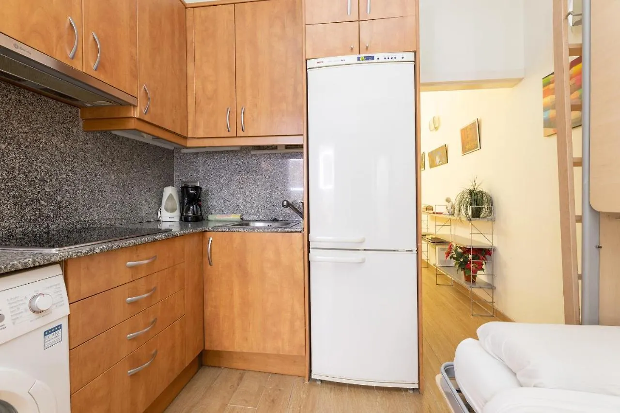 Aparteasy - Central Barcelona Studio Apartment 0*,